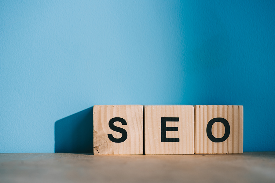 SEO és online jelenlét erősítése SEO és online jelenlét erősítése